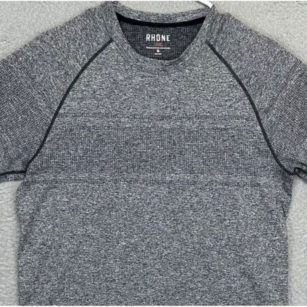 Rhone Shirt Adult Medium Grey Heather T-Shirt Crew Neck Short Sleeve Stretch Men